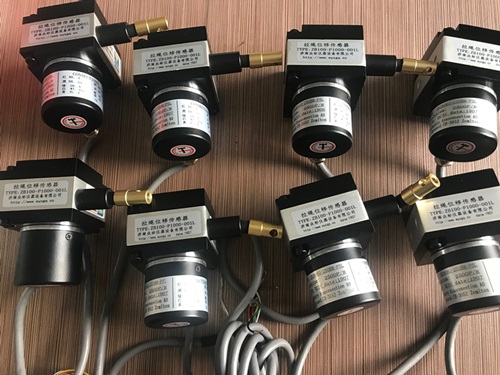 ���Kʽλ�ƾ��a���x��Ҫ�c